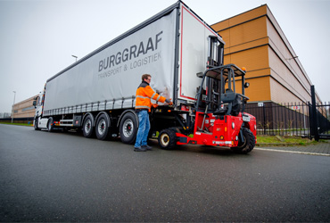Werken met een meeneemheftruck